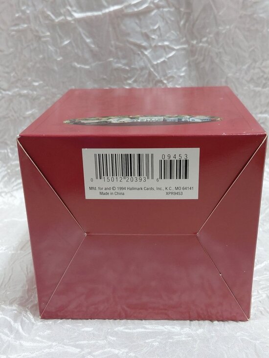 VTG The Sarah Plain And Tall Collection Sarahs Prairie Home 1994 Hallmark NOB - Picture 8 of 8